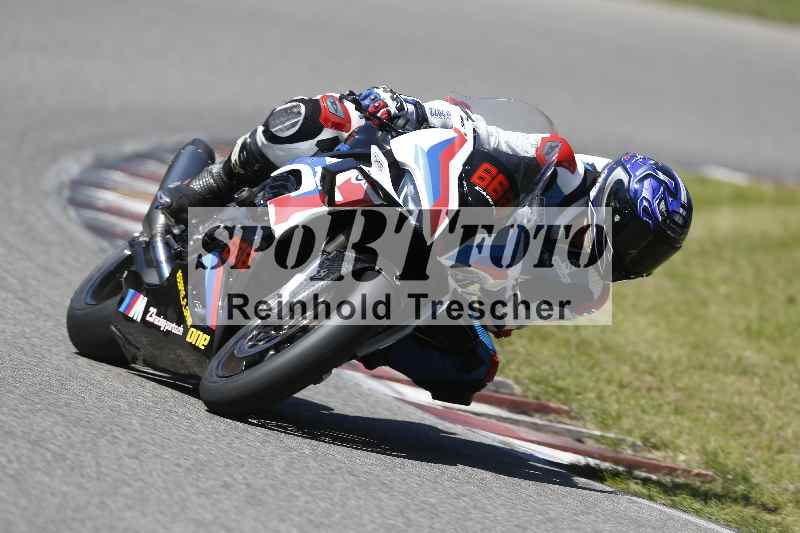 /43 08.08.2025 Discover the Bike ADR/Race 3 rot/666